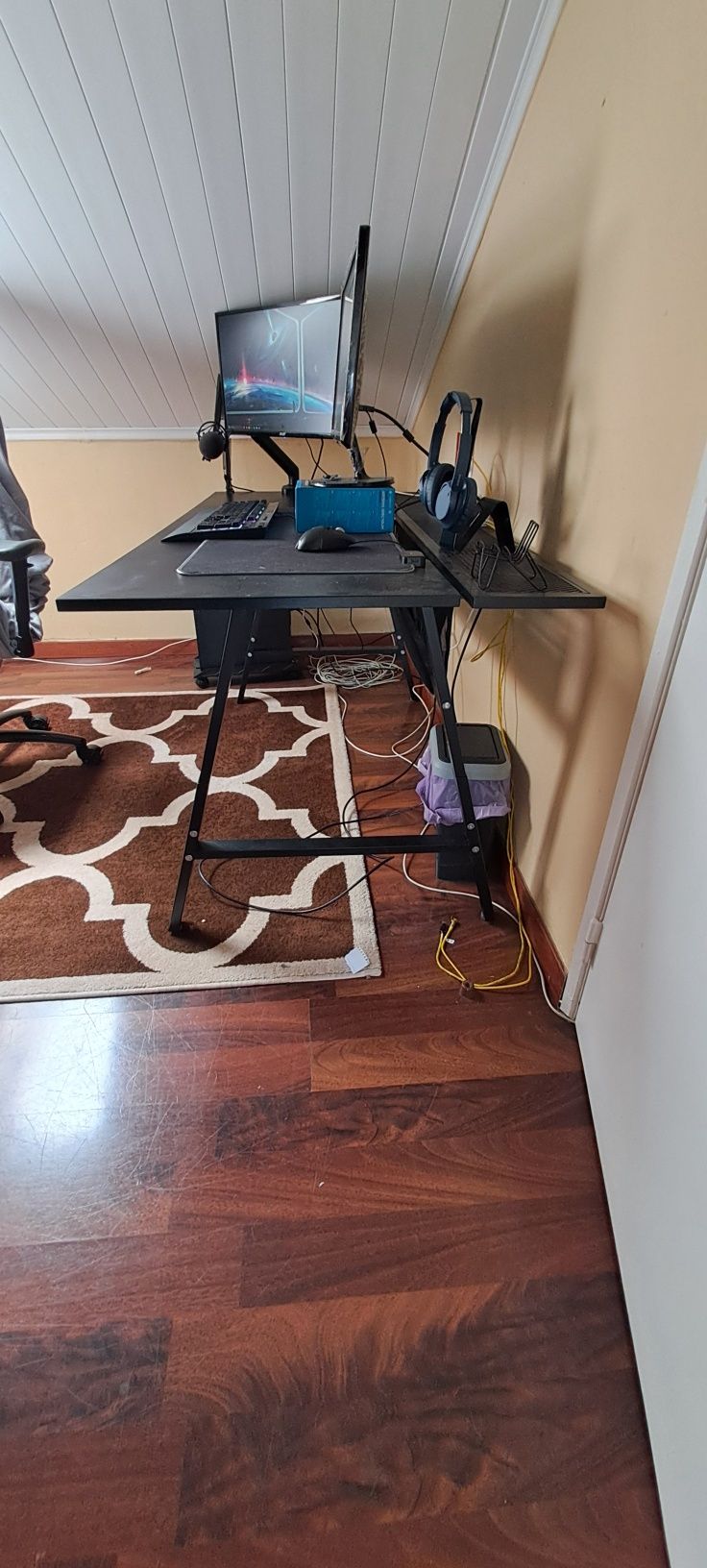 Mesa para computador preta