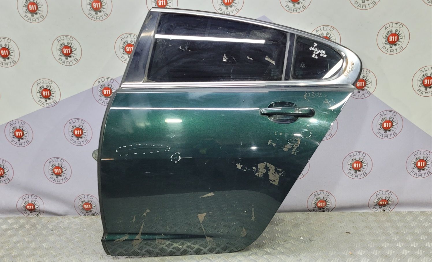 Двері передні задні праві ліві Jaguar XF 2009-2015