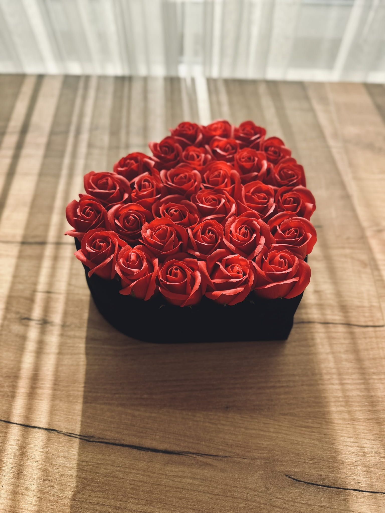FlowerBox z róż mydlanych serce
