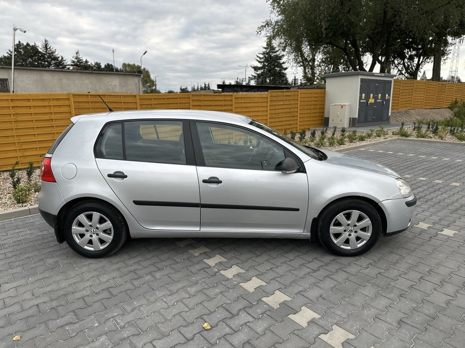 Golf 5 benzyna 143tys przebiegu udokumentowane