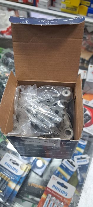 Комплект грм,помпа ,колодки на пассат б 5+