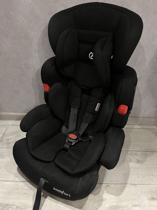 Дитяче автокрісло.Детское автокресло. Є нахил для сну.Німеччина