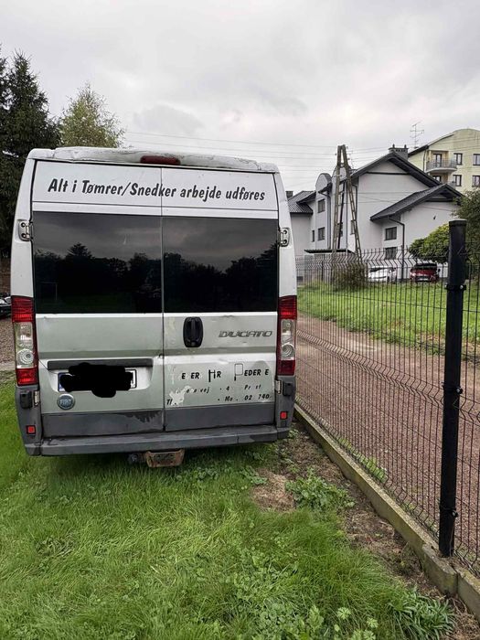 wywóz gruzu , starych mebli , elektrośmieci i innych odpadów.