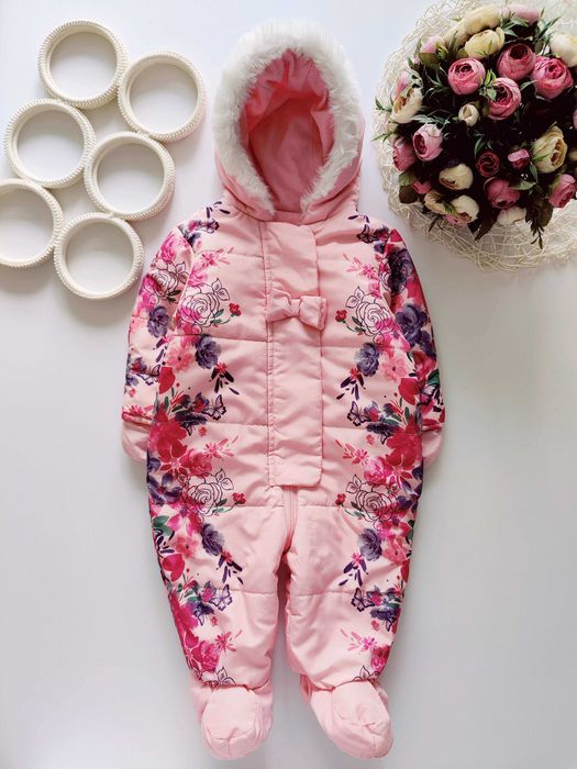 6,9 міс, зріст 68,74 Красивий демісезонний комбінезон дівчинці
