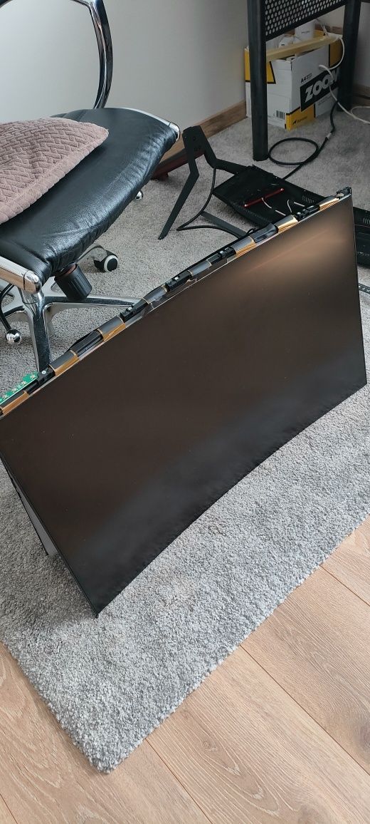 Monitor MSI AG32CQ za darmo