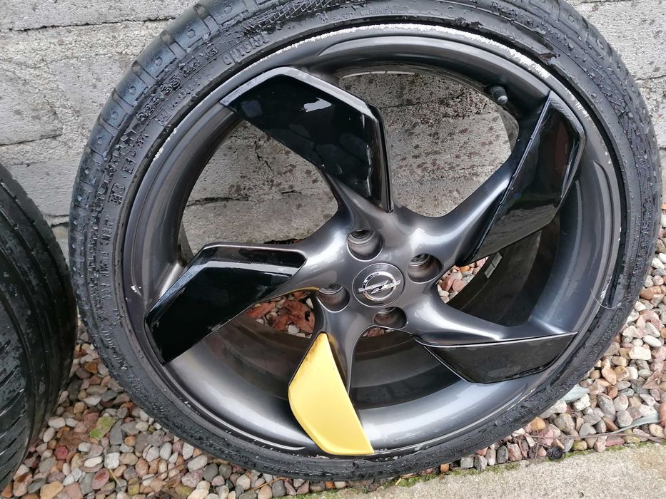 KOŁA alufelgi 4x100 18 OPEL CORSA D E 225/35/R18 astra MERIVA piękne
