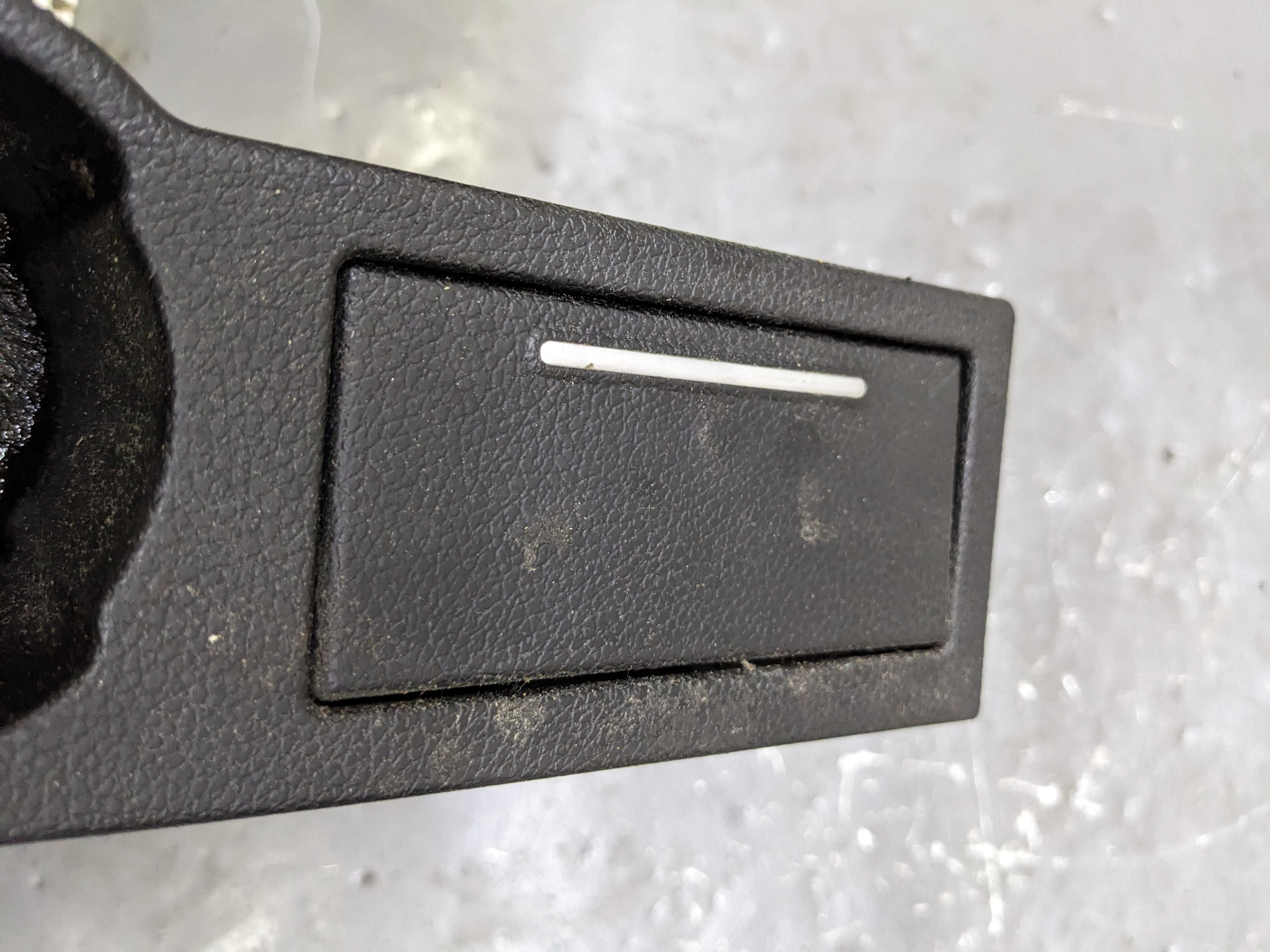 Ford Mondeo MK3 Uchwyt Na Kubek Cupholder Popielniczka Zapalniczka