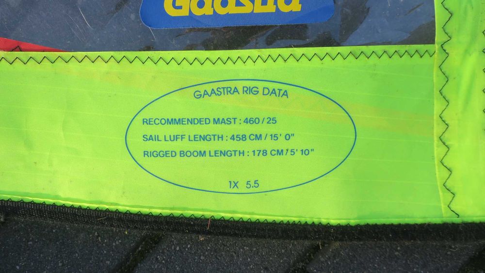 Zestaw windsurfingowy deska, żagiel, maszt, bom