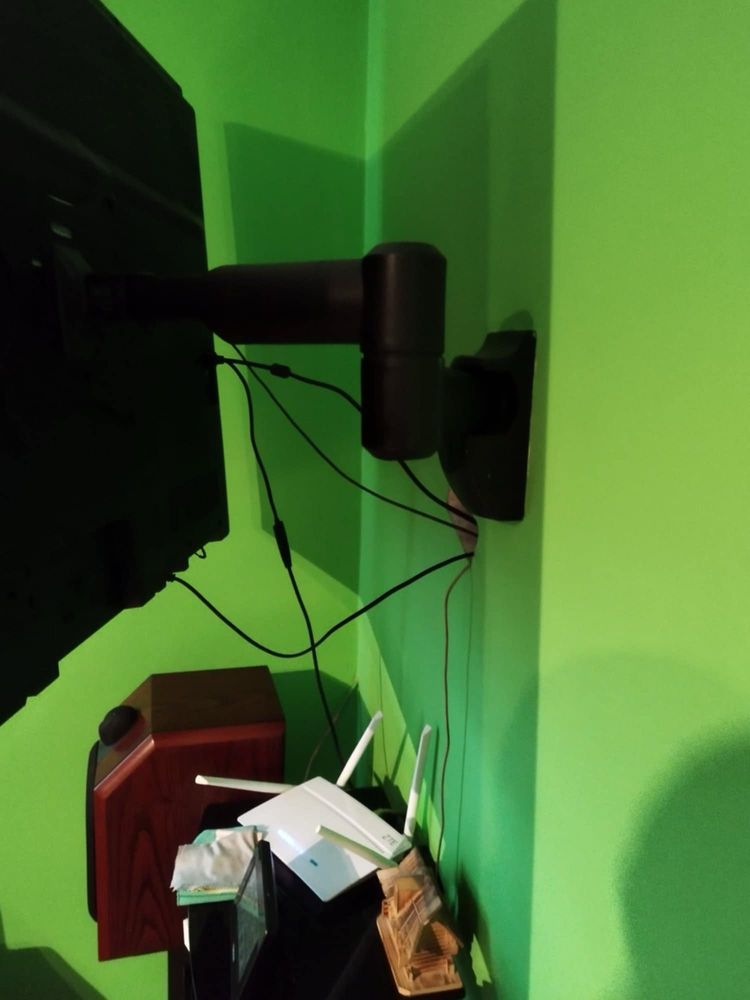 Telewizor HITACHI