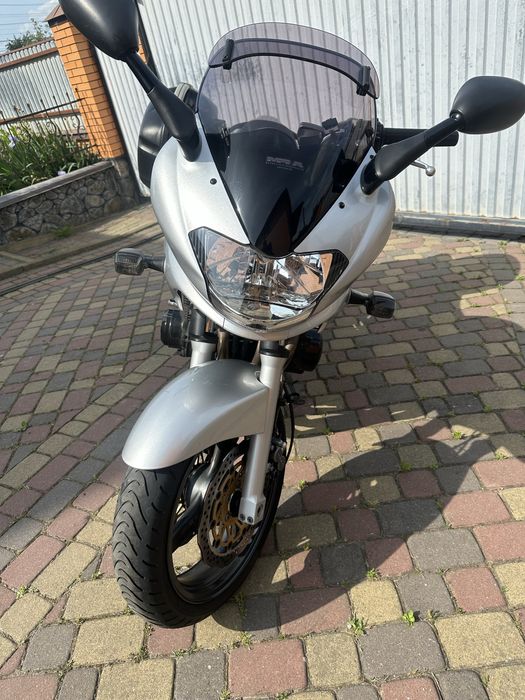 Продам Kawasaki ZR750F свіжопривезений