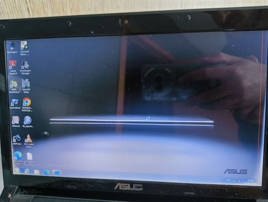 Portátil Asus UL20A - Dual core, 2 GB de RAM e Windows 7