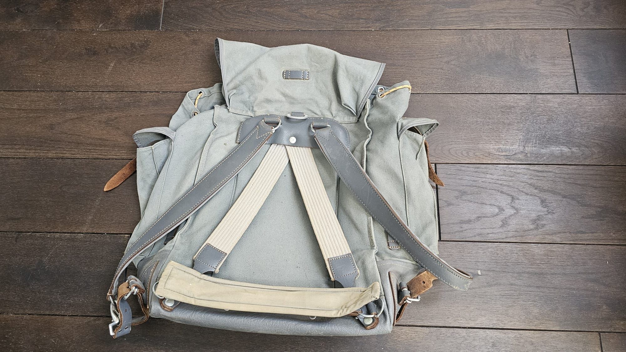 Plecak turystyczny vintage Deuter Tauern Tourist