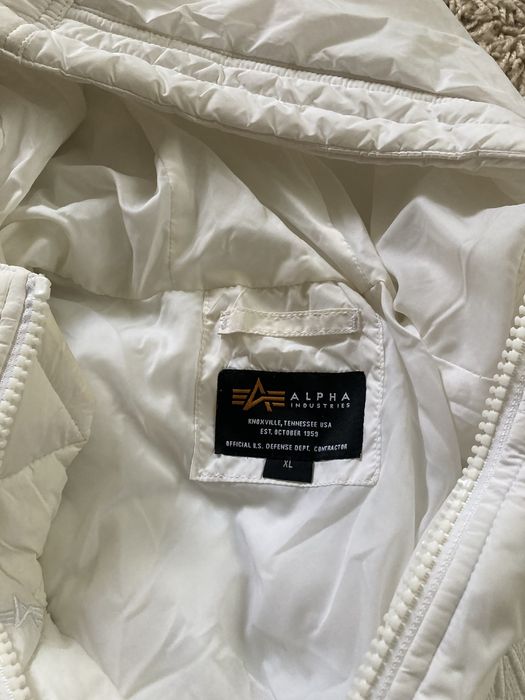 Пуховик бомбер Alpha industries NASA