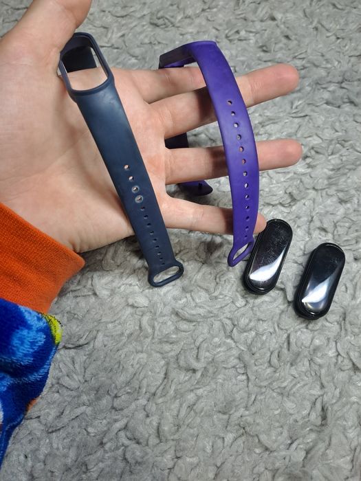 2 Xiaomi Mi Band 6