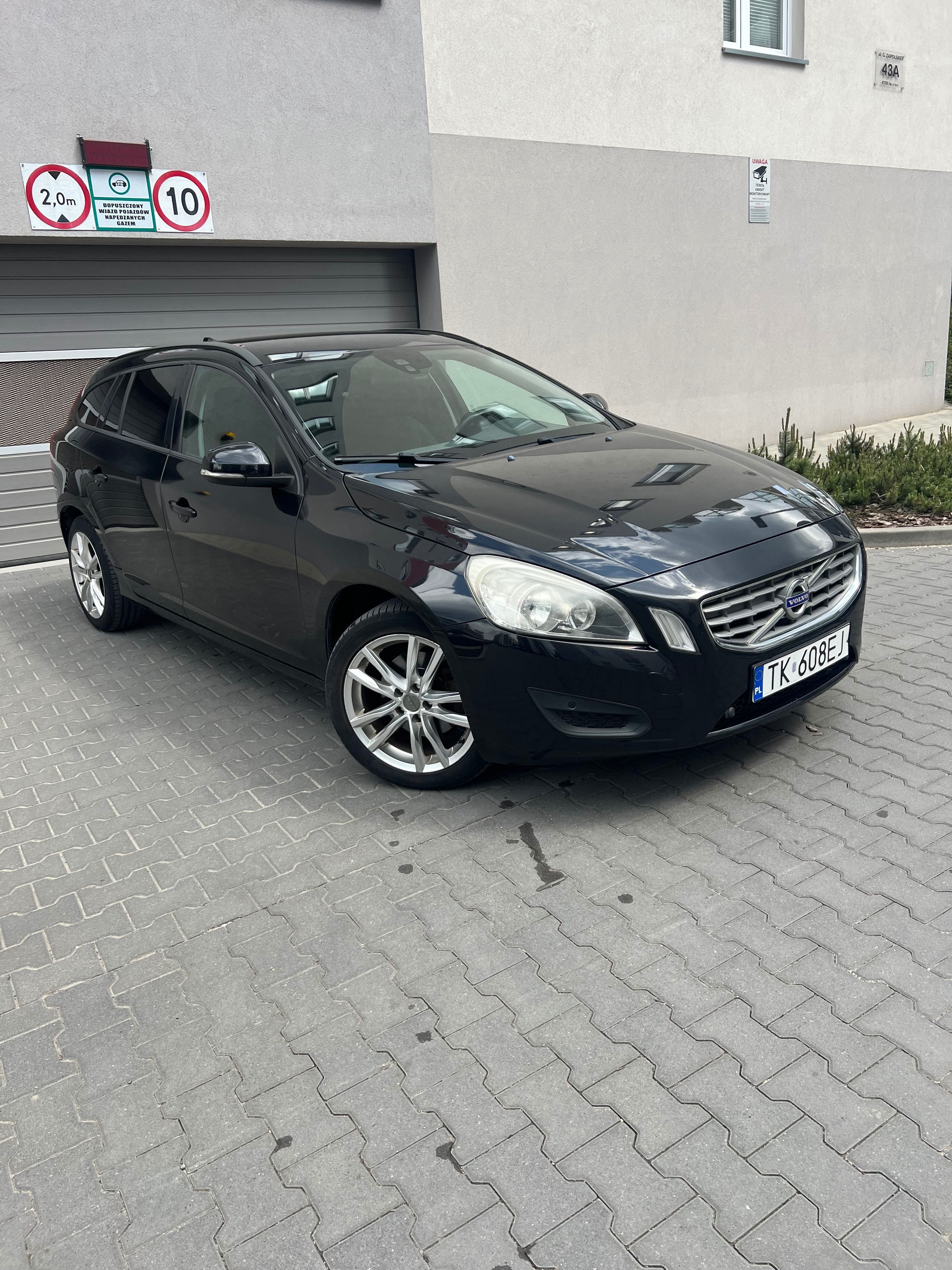 Volvo_V60_1.6_Diesel_Automat_StanWzorowy!