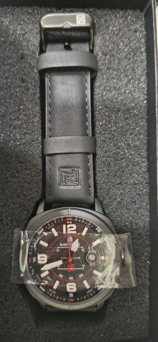 Vendo relógio novo...