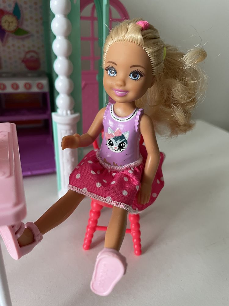 Barbie. Domek zabaw Chelsea z akcesoriami