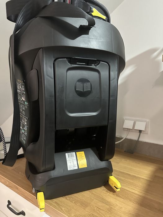 Cadeira auto MaxiCosi Titan Plus