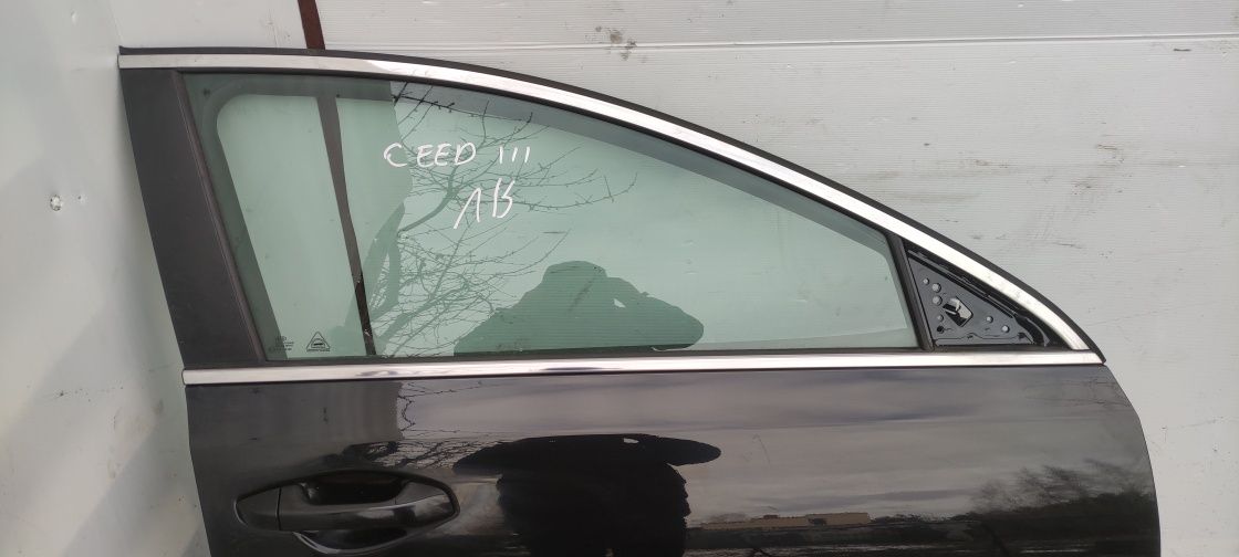 Drzwi prawy przód Kia cee'd ceed iii 18- 1K czarne