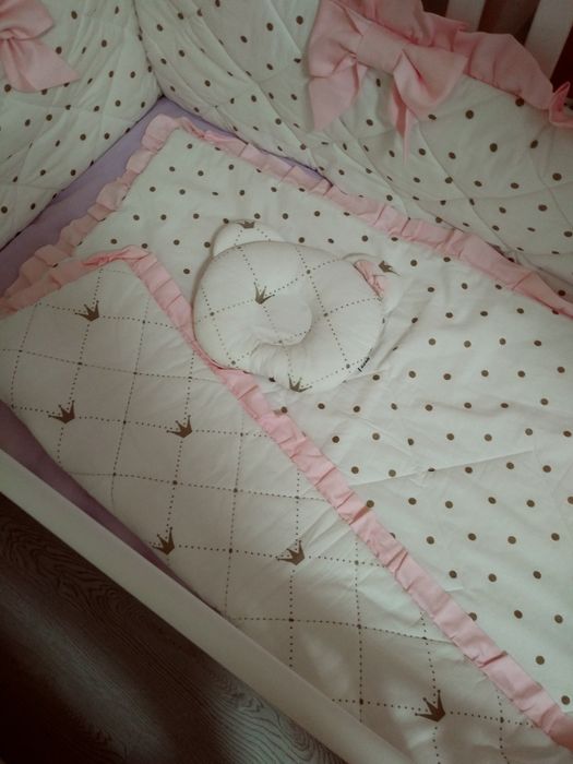 Комплект бортики в ліжичко.