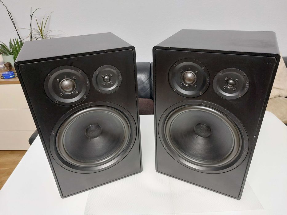 Акустика Canton GLE 100 (Верх линейки НЧ 30,1 см 14,4 кг/шт.)