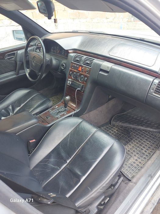 Мерседес w210 2.3 газ бінзін автомат