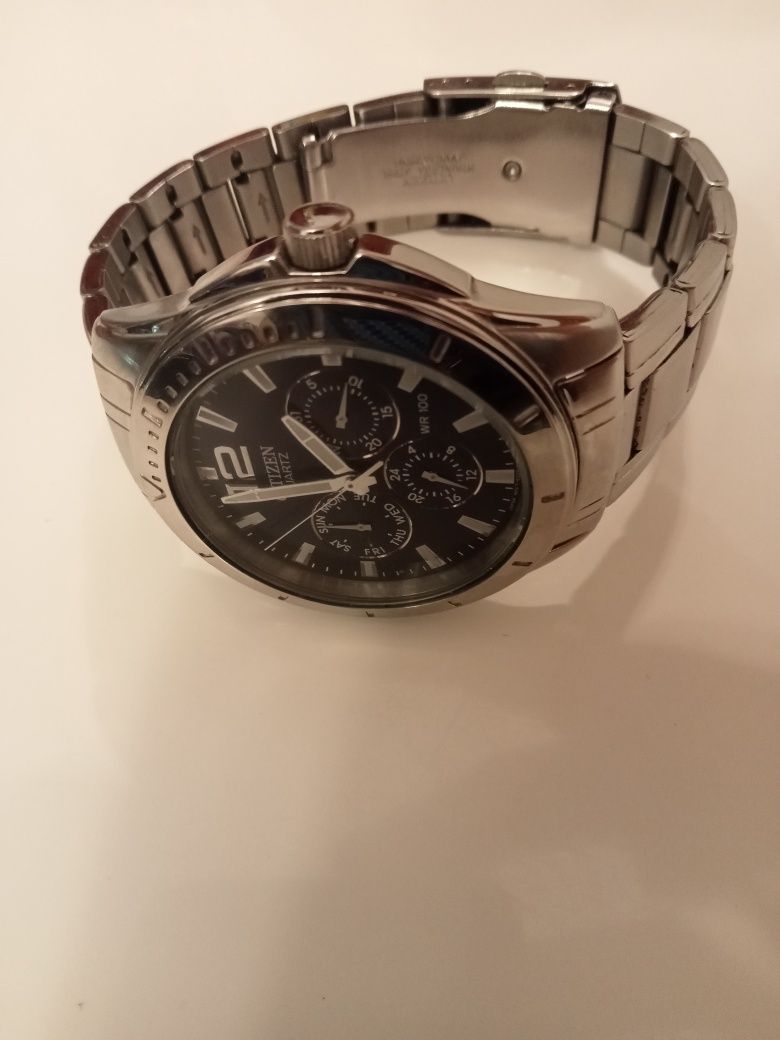 Citizen Zegarek męski Citizen quartz 10 atm