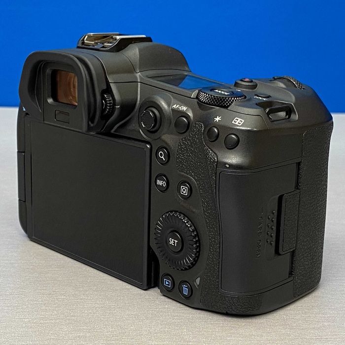 Canon EOS R5 (Corpo) - 45MP