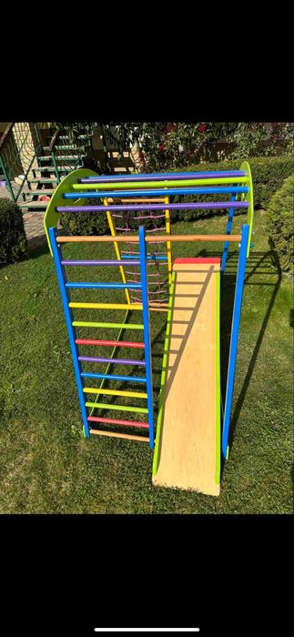 Дитячий спортивний куточок