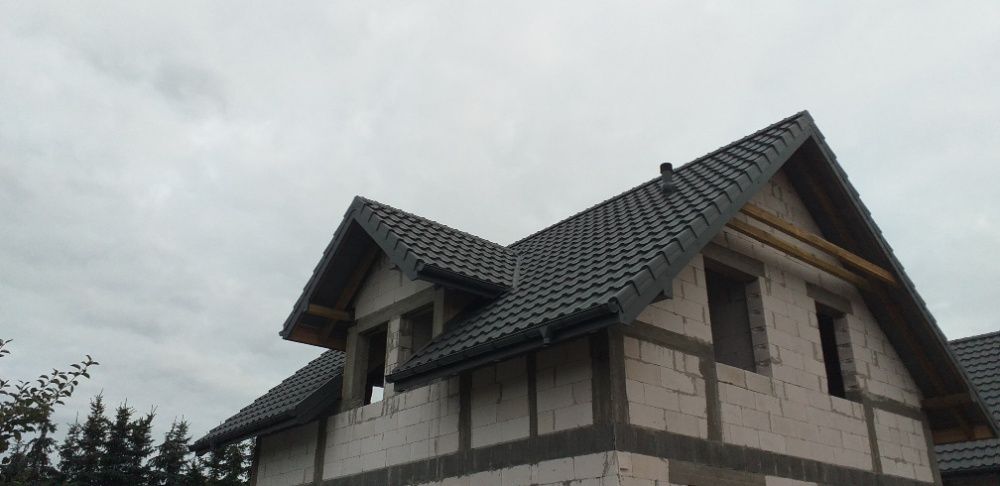 Dekarz Dekarstwo budowa dachu usługi dekarskie ciesielstwo