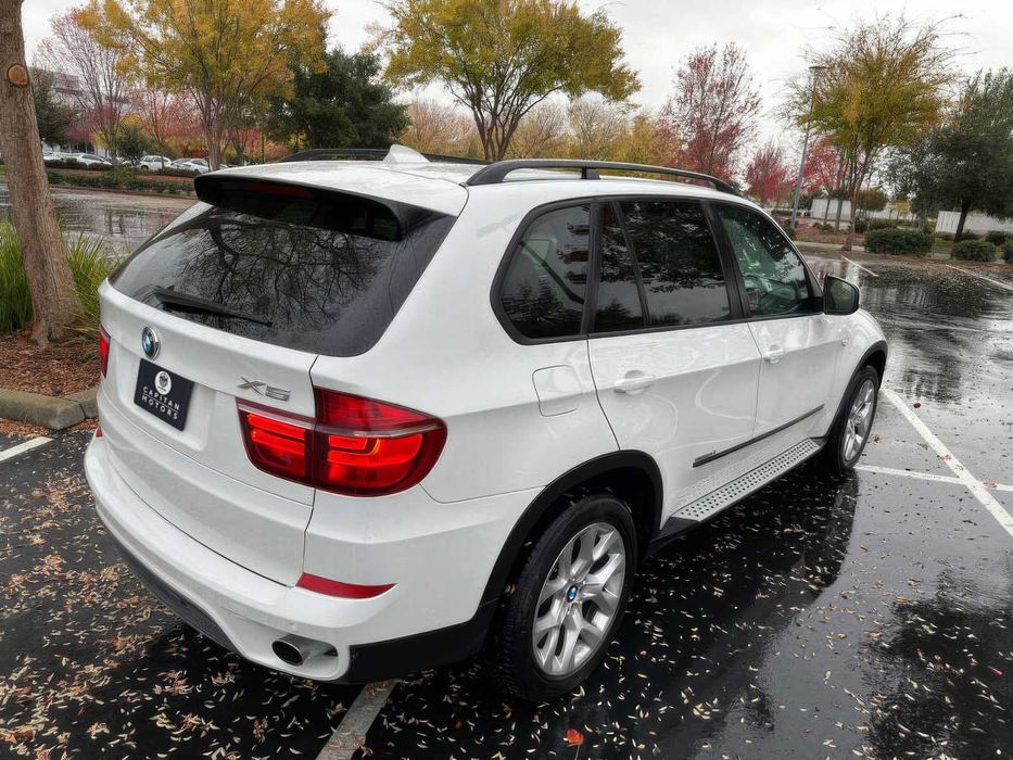 BMW X5 xDrive35i      2013