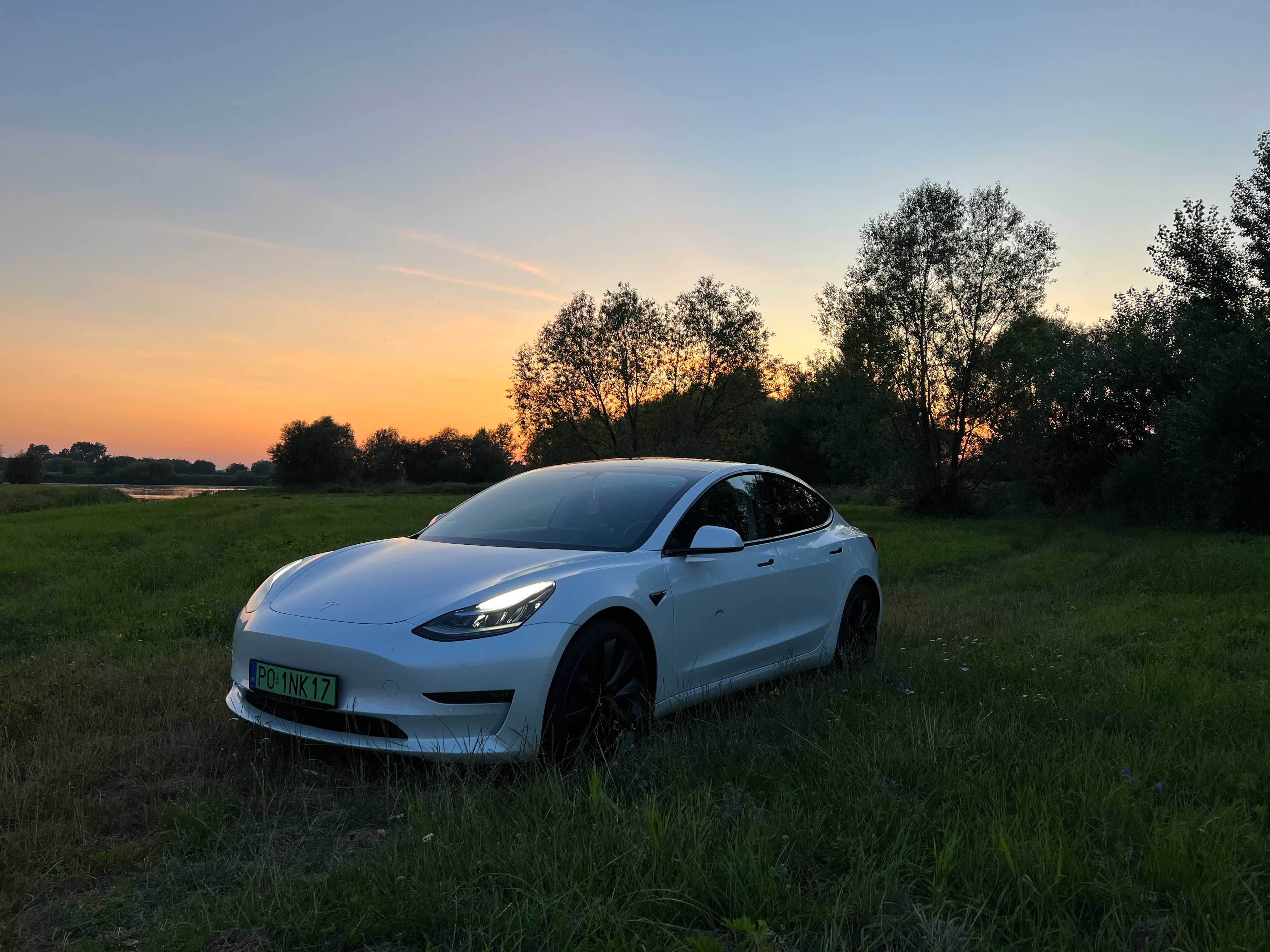 Tesla wynajem, auto do ślubu, Tesla 3 Performance