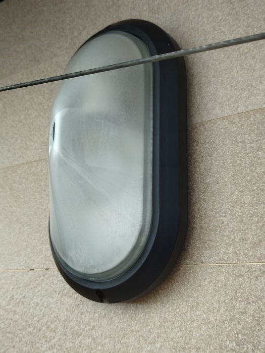 Candeeiro exterior contemporâneo