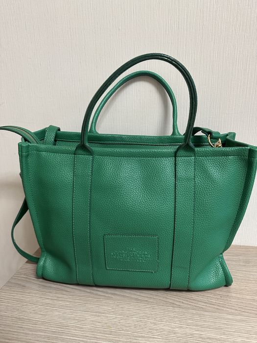 Marc Jacobs the tote bag