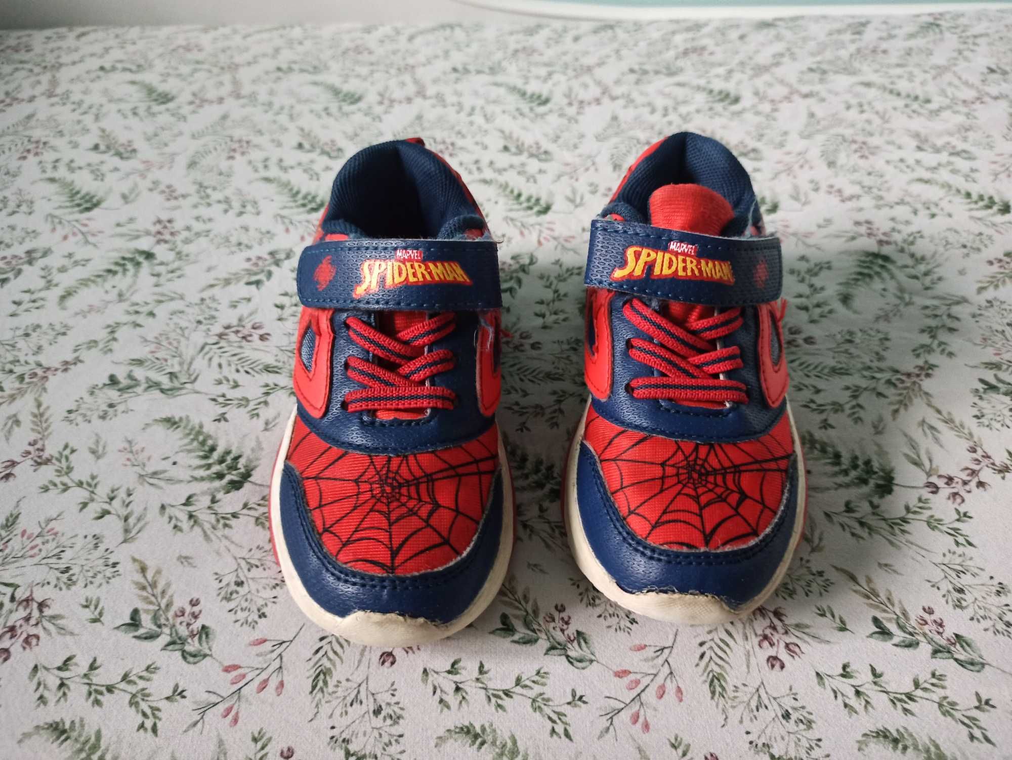 Buty sportowe Marvel Spiderman LED r. 25