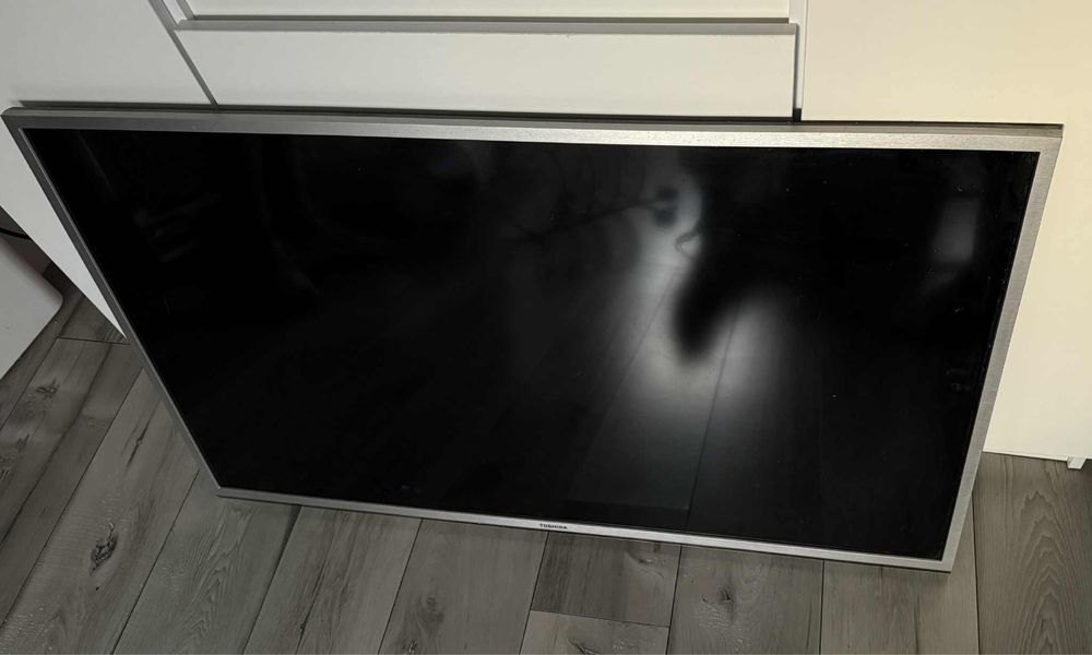 Toshiba 46 cala uszkodzony