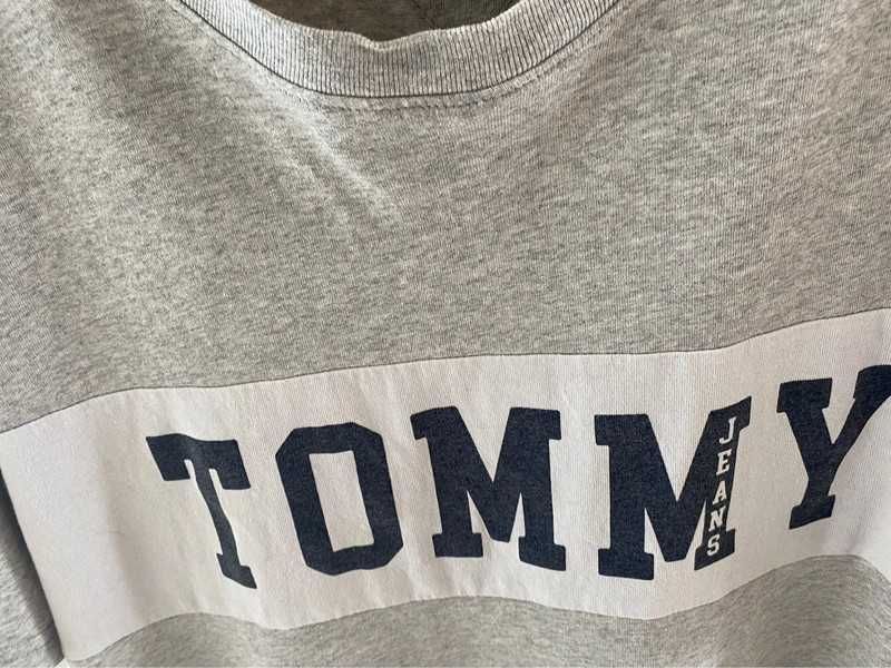 Szara koszulka Tommy Hilfiger