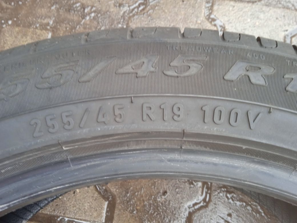 Opony letnie Pirelli 255/45R19