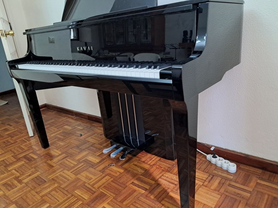 Piano kawai nv10s hibrido