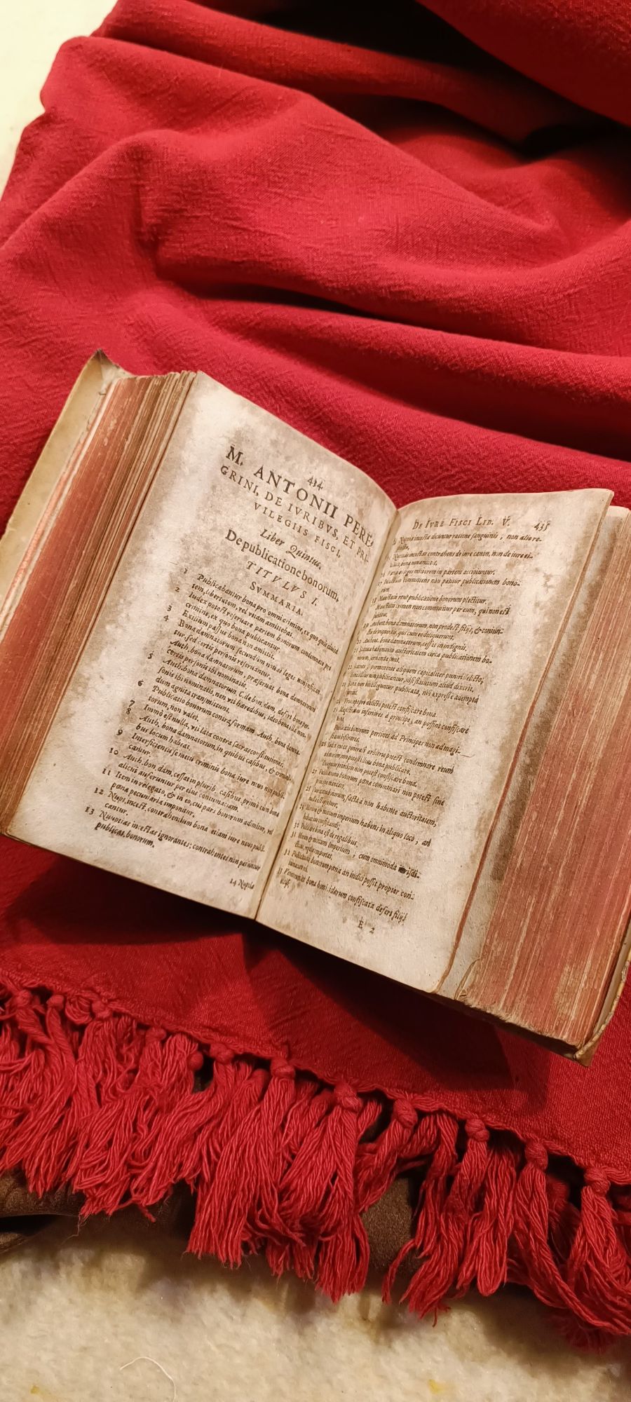 Raro Livro " De Iuribus et Privilegiis" M. Antonio Peregrino, ano 1619