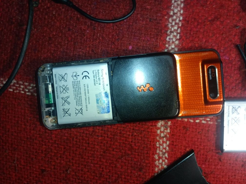 Продам телефон Sony Walkman w580i в  рабочем состоянии