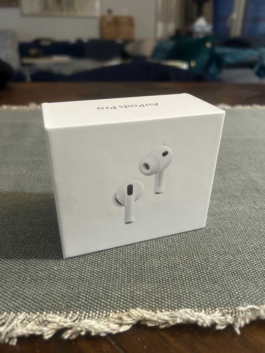 Używane Apple AirPods Pro 3 + paragon