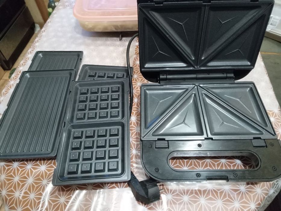 Мультимейкер вафельниця