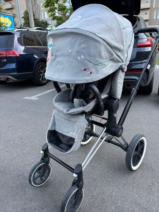 Продам Cybex Prime Koi  коляска  разом с Qloud Koi авто кресло люлька