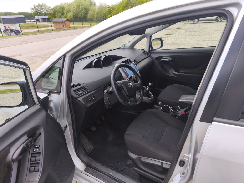 Toyota Verso 2009 2.0D4D  możliwa zamiana