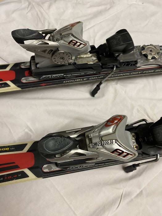 Skis Völkl Modelo P60 medida 1,78