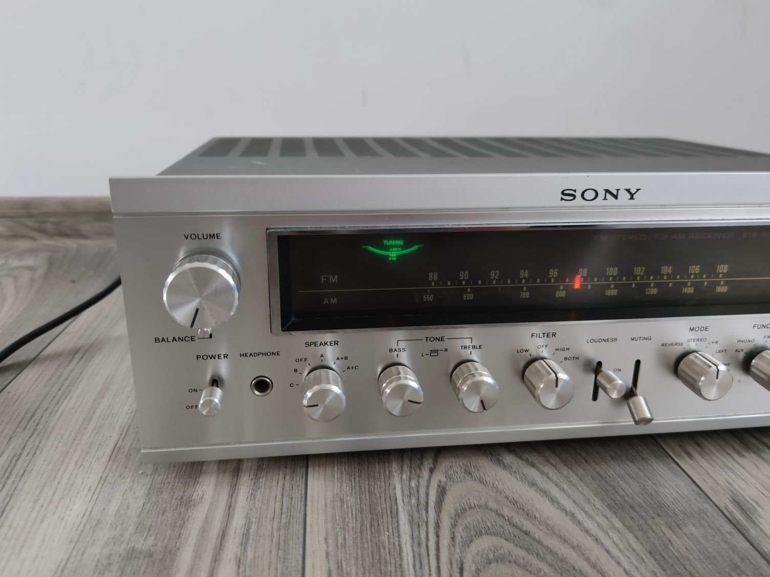 Sony STR-7055 piękny wzmacniacz vintage seria 7. Aluminium. Ciężki.