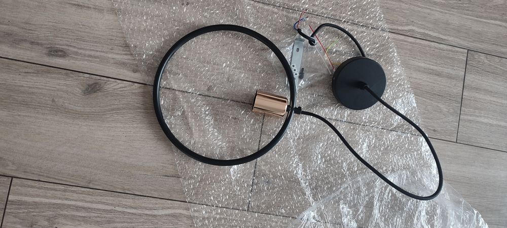 Lampa sufitowa wisząca