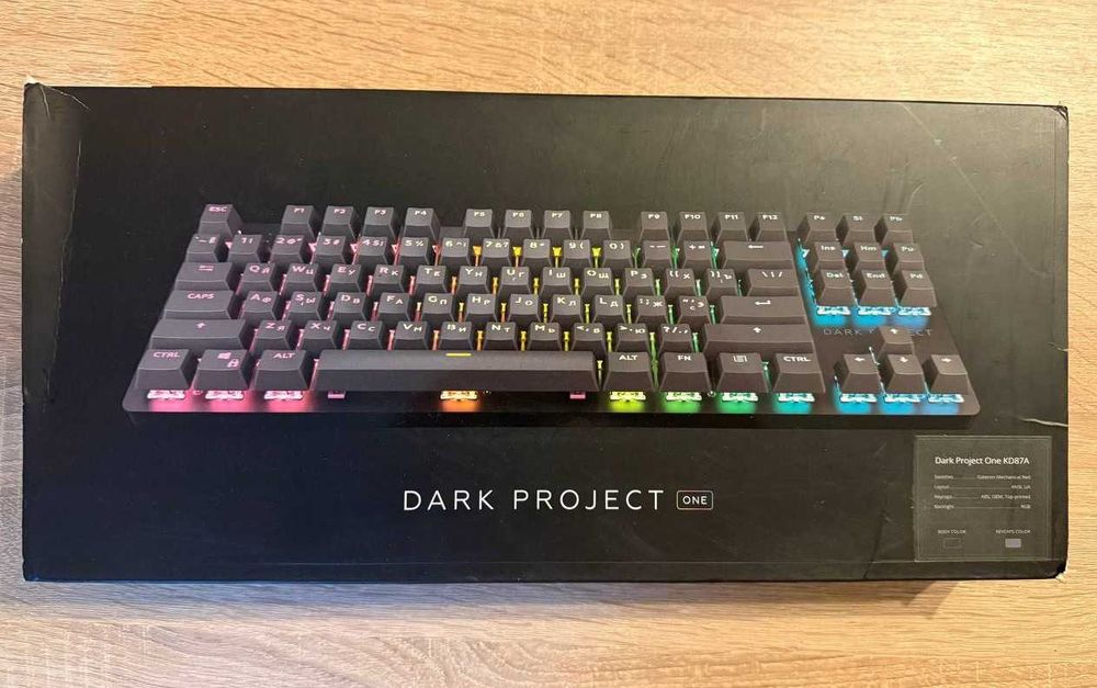 Нова механічна клавіатура Dark Project one з підсвіткою