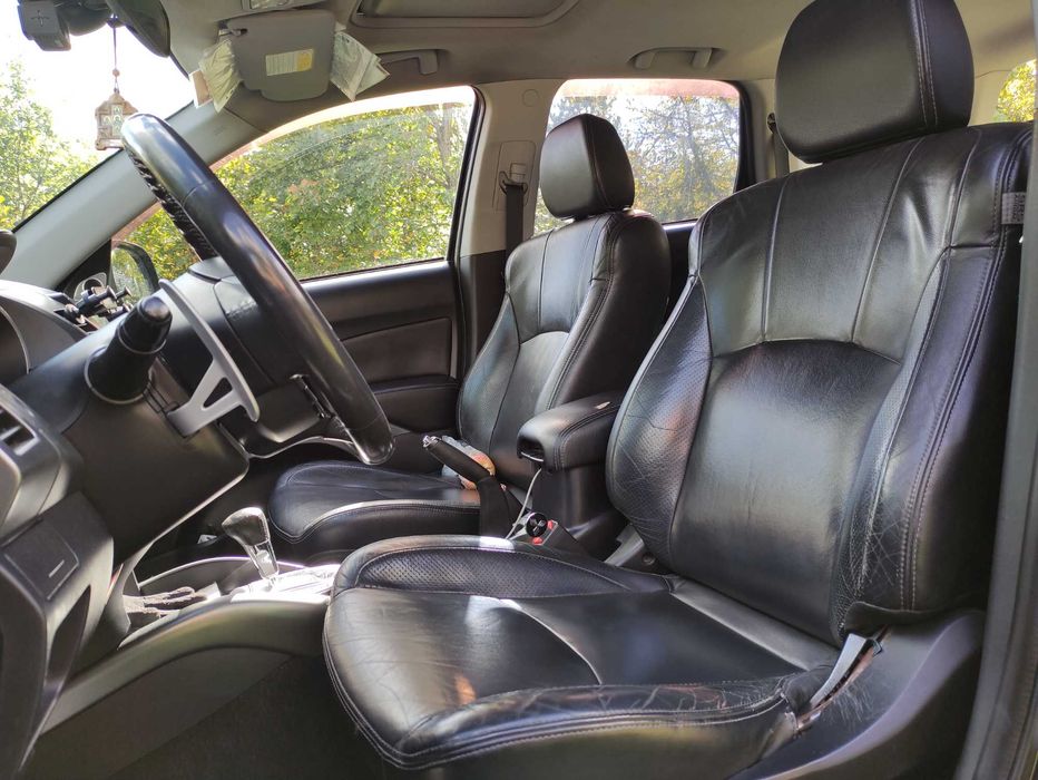 Продам Mitsubishi Outlander II 3.0 i V6 24V XL (220 лс)
